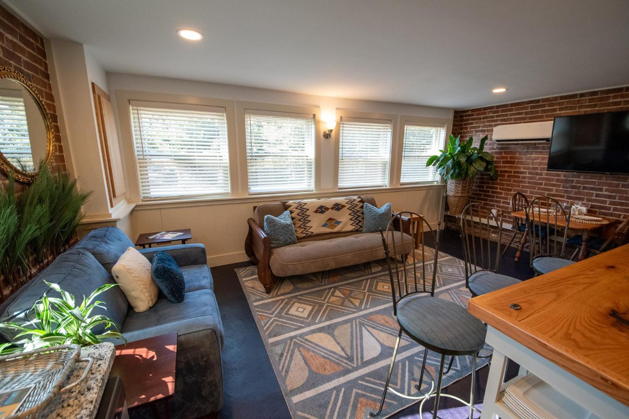 Hotel West Park Gardens Culpeper Zimmer foto